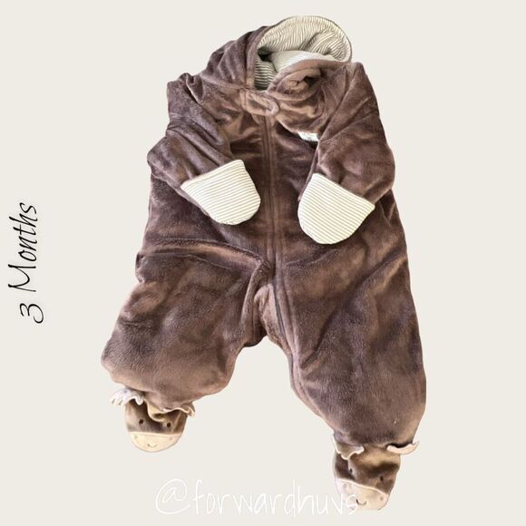 Wild About Mommy Reindeer Winter Wear Size 3 Months - Picture 3 of 8